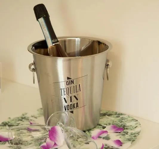 Via Emilia * Marmirolo (Reggio Emilia)