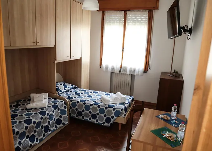 Via Emilia 게스트하우스 *