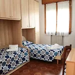 Via Emilia Casa de hóspedes *