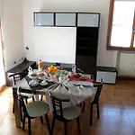 Via Emilia * Marmirolo (Reggio Emilia)