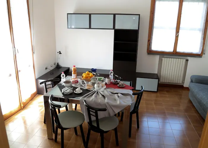 Via Emilia * Marmirolo (Reggio Emilia)