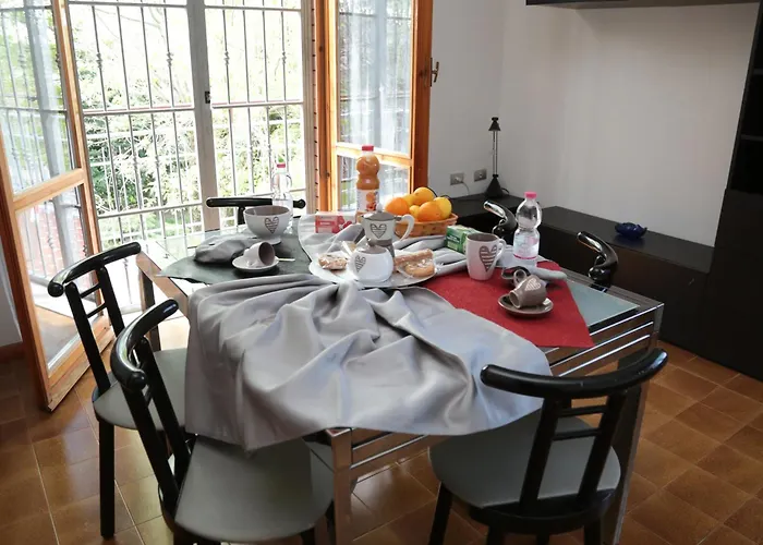 Via Emilia Penzion Marmirolo (Reggio Emilia)